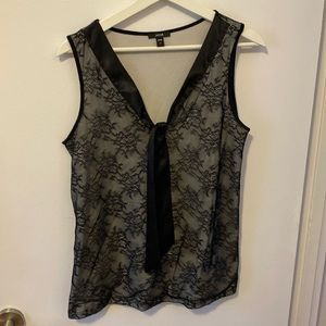 Black and white lace tank top Jacob size M with ribbon